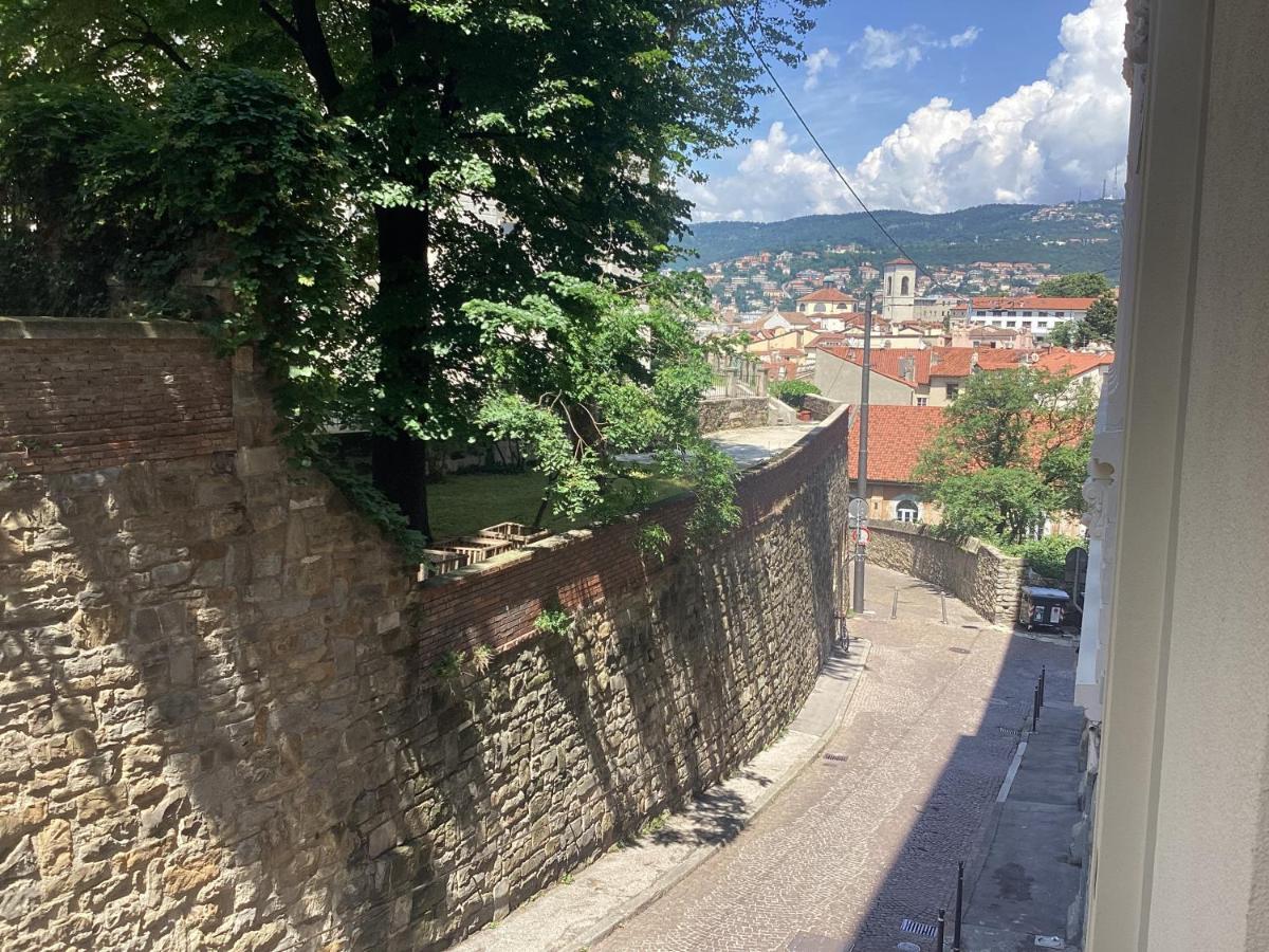 Casa Vacanza Tigor Trieste Exteriör bild